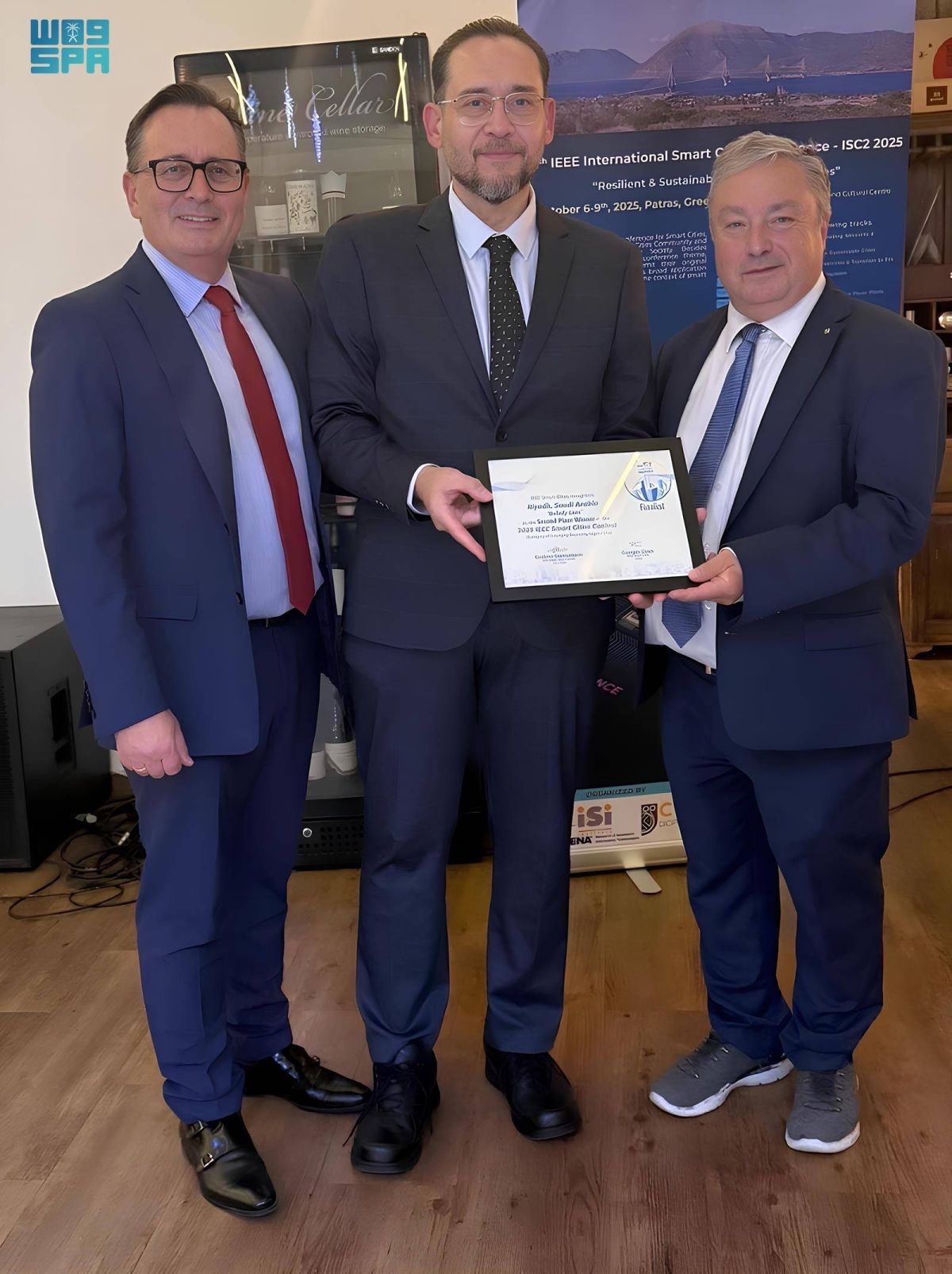 «البلديات والإسكان» تفوز بجائزة ieee للمدن الذكية