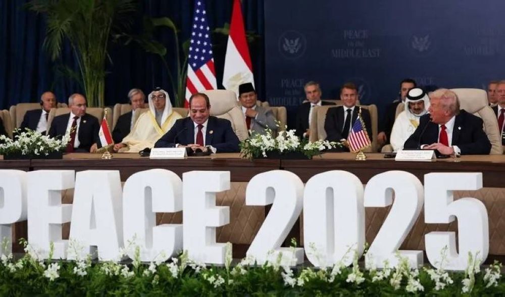 التوقيع على الوثيقة الشاملة لاتفاق إنهاء الحرب في غزة