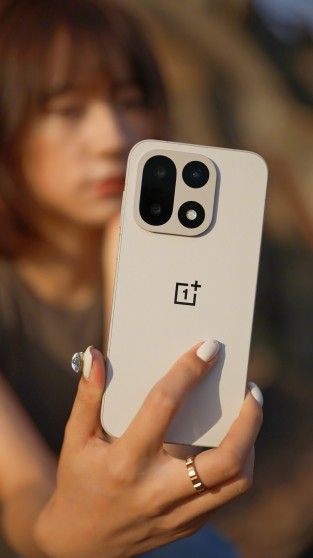 تكنولوجيا: تسريب سعة بطارية وسرعة شحن OnePlus Turbo المرتقب