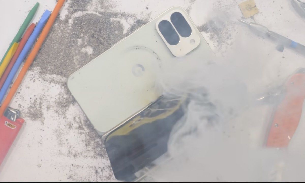 تكنولوجيا: انفجار بطارية Google Pixel 10 Pro Fold أثناء اختبار تحمل قاسٍ
