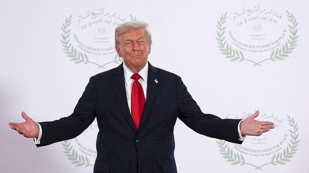 الغارديان: وقف معاناة غزة كان مدفوعاً بمصالح ترامب الذاتية، فهل يكفيه ذلك لإتمام المهمة؟