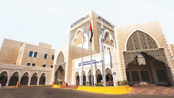 "خليفة الطبية" تنقذ حياة فتى دون حاجة لجراحة القلب المفتوح