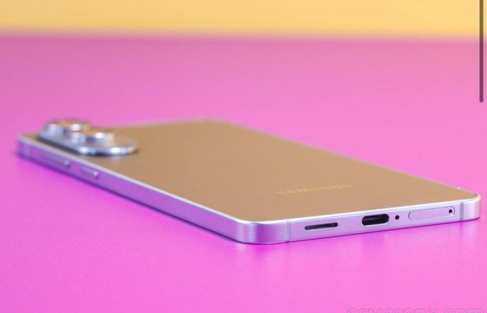 تكنولوجيا: سامسونج تُلغي مفاجأة العام مع غياب هاتف Galaxy S26 Edge