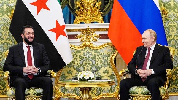 الشرع يجري مباحثات مع بوتين في الكرملين