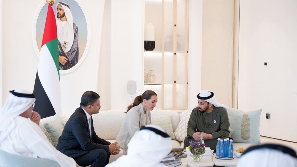 حمدان بن زايد يستقبل مريم المهيري ويطّلع على جهود شركة «براري» في دعم الاستدامة البيئية وتقنيات إدارة الغابات