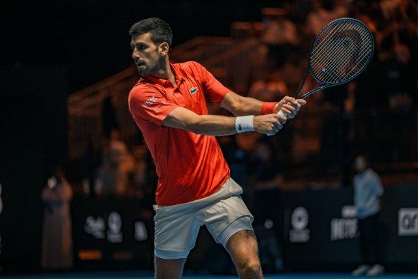 تكرار نهائي العام الماضي.. ألكاراز وسينر يتأهلان لنهائي “Six Kings Slam” في الرياض