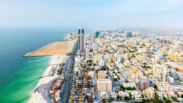 عجمان.. محطات شحن للمركبات الكهربائية في أبراج "عقار"