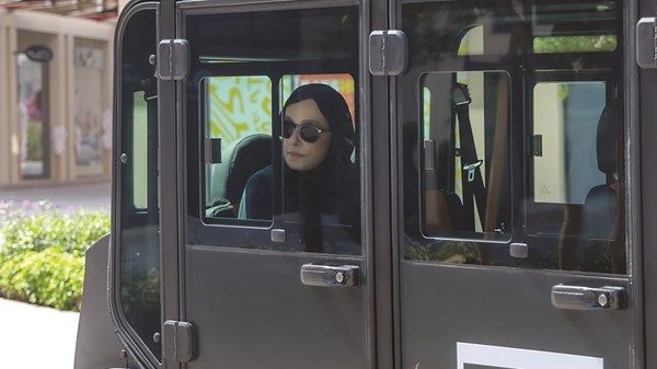 جواهر القاسمي تطلع على مشروع «الممشى» في الشارقة