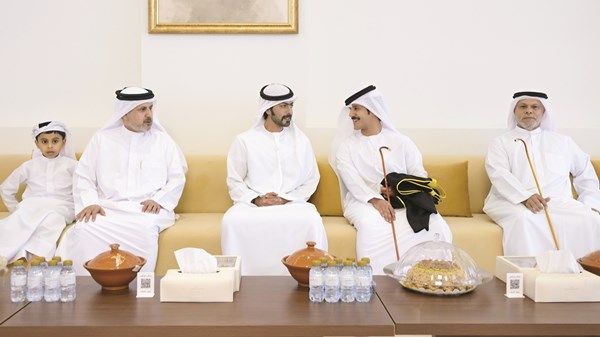 خليفة بن طحنون يحضر حفل استقبال بمناسبة زفاف ظافر عبدالله الأحبابي