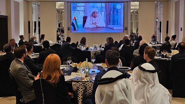 عبدالله بن بيّه يدعو إلى إطار أخلاقي عالمي للذكاء الاصطناعي
