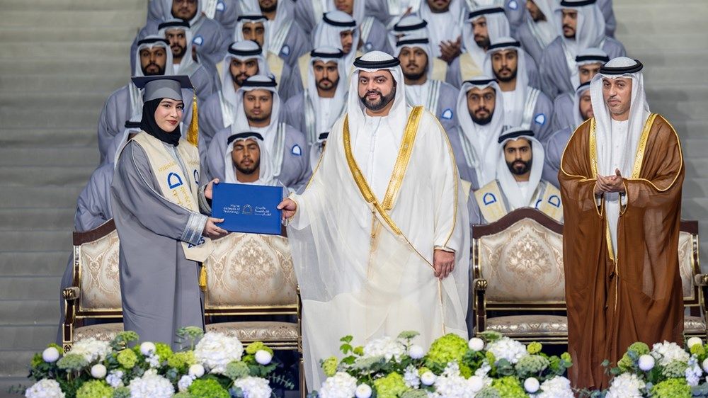 محمد الشرقي يشهد حفل تخريج 535 من كليات التقنية العليا في الفجيرة