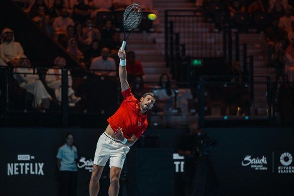 بحضور تركي آل الشيخ… سينر يحافظ على لقبه ويتوَّج بطلاً لبطولة “2025 Six Kings Slam” في موسم الرياض