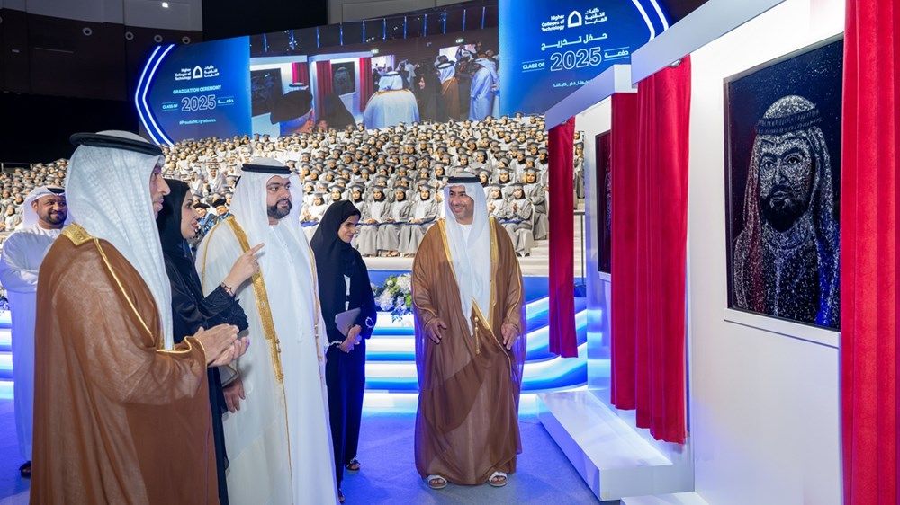 محمد الشرقي يشهد حفل تخريج 535 من كليات التقنية العليا في الفجيرة