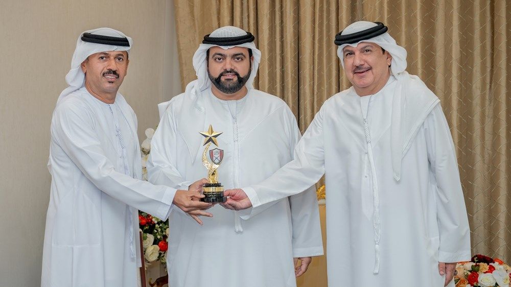 ولي عهد الفجيرة يكرّم المتميزين ضمن برنامج المتسوق السري لحكومة الفجيرة  2024