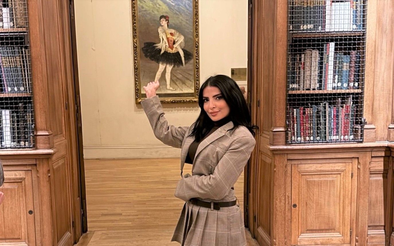 كيف احتفلت نجلاء العبدالله بيوم ميلادها؟ وما أبرز محطاتها الفنية؟