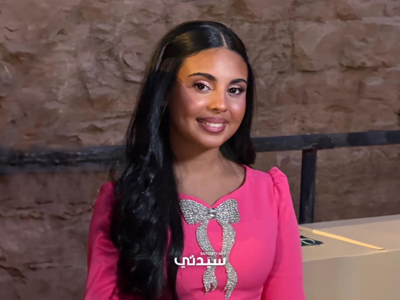 لحظات جمالية لا تُنسى من أسبوع الأزياء في الرياض.. أنوثة ورقي يأسر القلوب