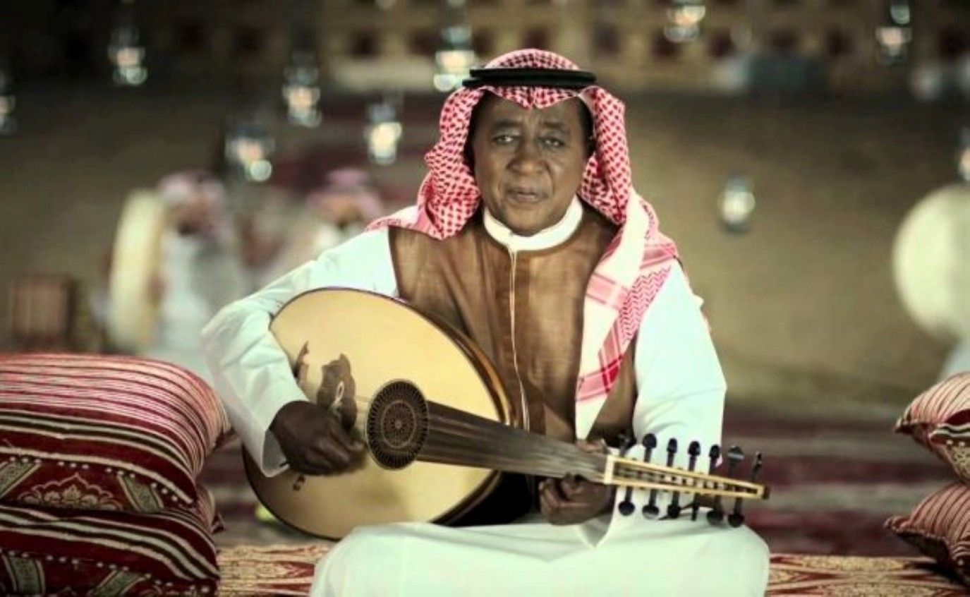 بعد الإعلان عن تكريمه بموسم الرياض.. عبد الرب إدريس فنان وموسيقار مختلف عاصر كل الأجيال