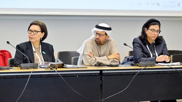 علي النعيمي يترأس اجتماع فريق الاتحاد البرلماني لحل أزمة أوكرانيا
