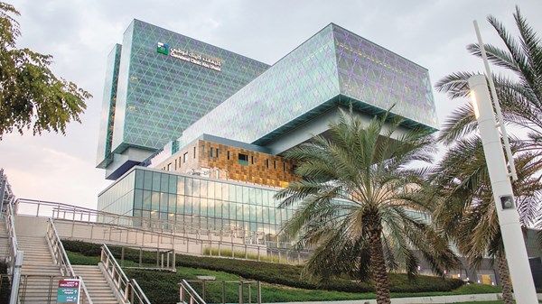 18 جراحة مجانية ضمن برنامج "عملية الابتسامة الإماراتية" بالتعاون مع "كليفلاند كلينك أبوظبي"