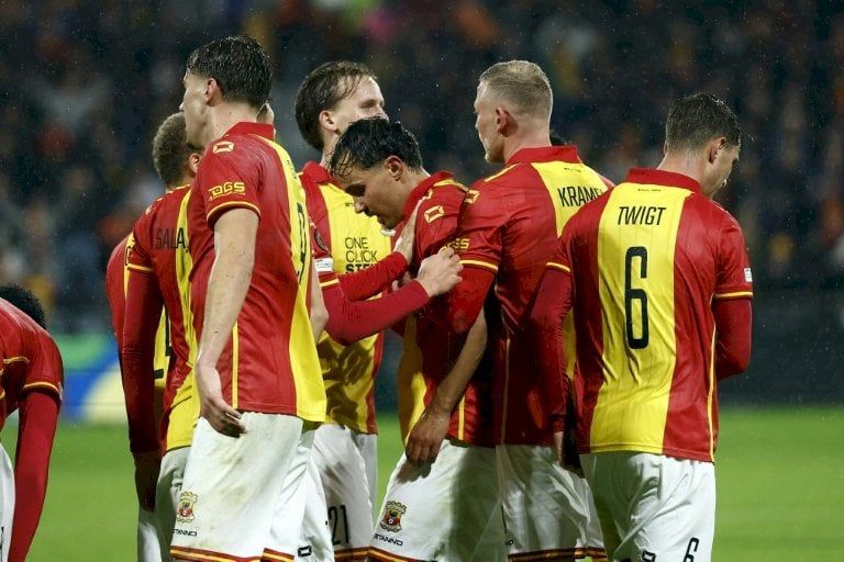 يوروبا ليغ: أستون فيلا يسقط في هولندا وفوز ثالث لليون