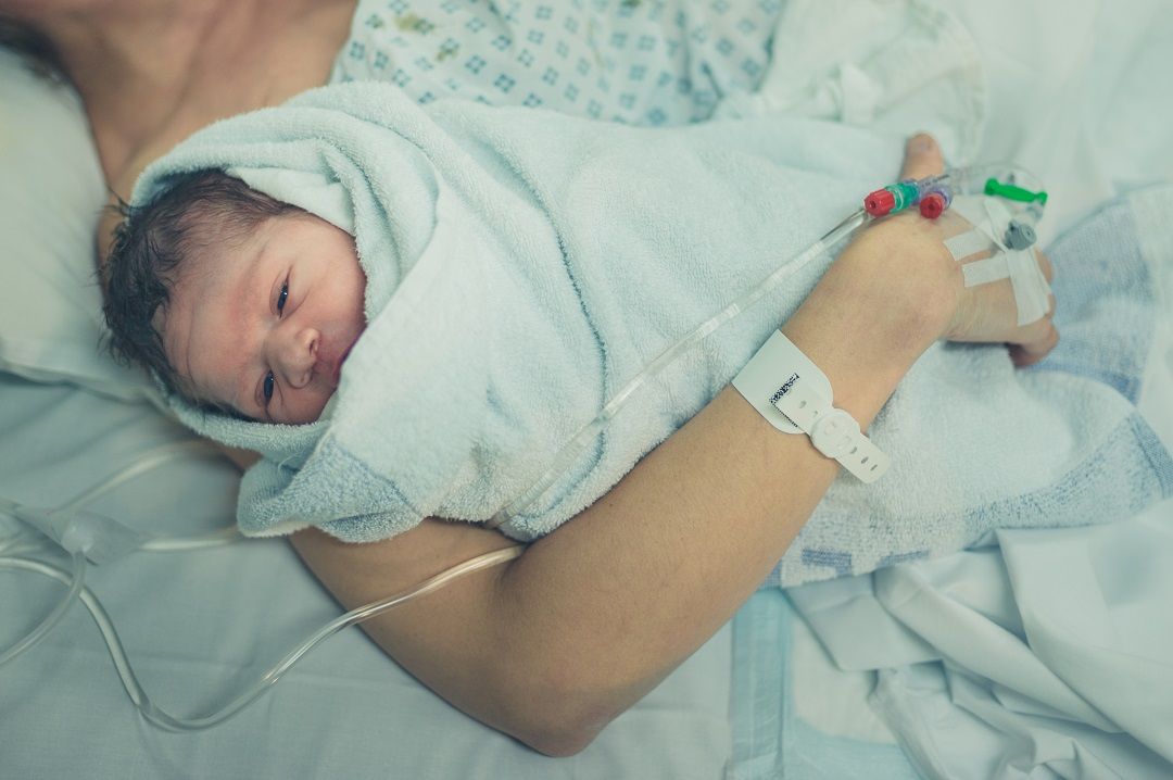 5 احتياجات أساسية تهم الرضيع في شهره الأول.. للأمهات الجدد