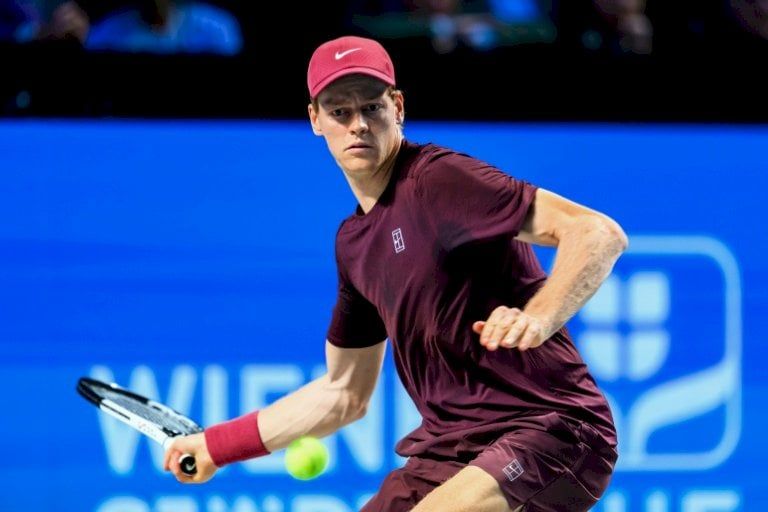 دورة فيينا: سينر الى النهائي الثامن هذا الموسم