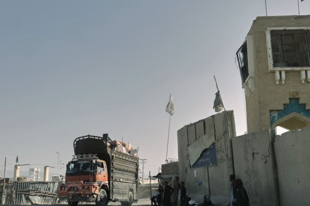 أزمة أفغانستان وباكستان مهمة ترمب الجديدة لإنهاء الحرب