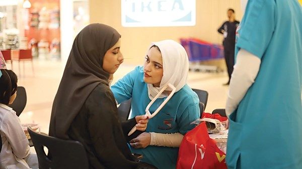فعالية بجامعة الفجيرة توعي بأهمية الكشف المبكر عن سرطان الثدي