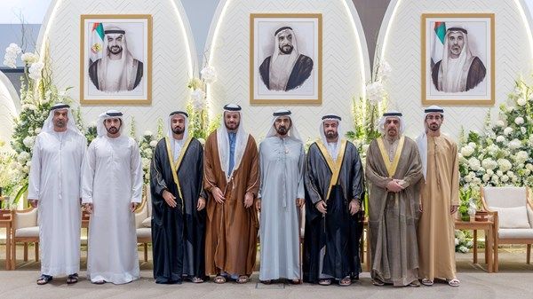 محمد بن راشد يحضر أفراح البناي والزرعوني والخوري