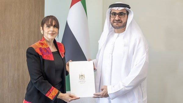 وزارة الخارجية تتسلم نسخة من أوراق اعتماد سفيرة دولة فلسطين لدى الدولة