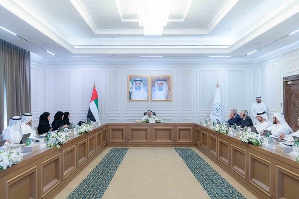 حاكم الشارقة يترأس اجتماع مجلس أمناء جامعة الذيد