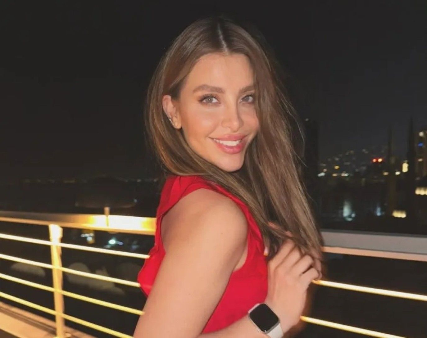 نور علي تكشف كواليس بدايتها الفنية.. وهذا الفنان قدم لها دعمًا كبيرًا