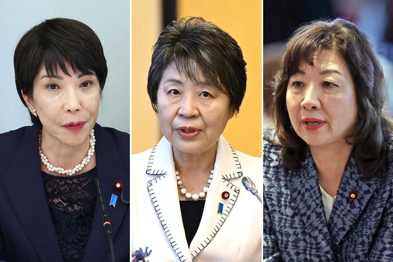 من اليسار: تاكايتشي، كاميكاوا، نودا (© جيجي برس).