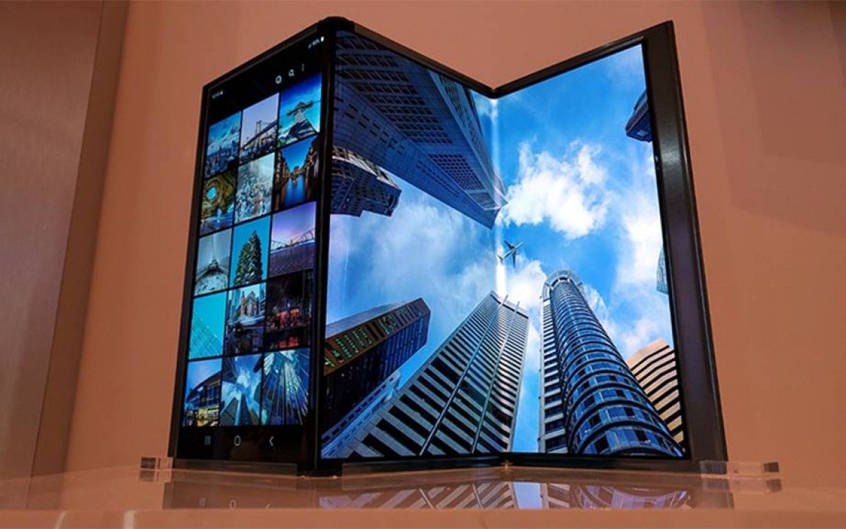 تكنولوجيا: تقرير: سامسونج تستعد لإطلاق هاتف Galaxy ثلاثي الطي هذا الأسبوع