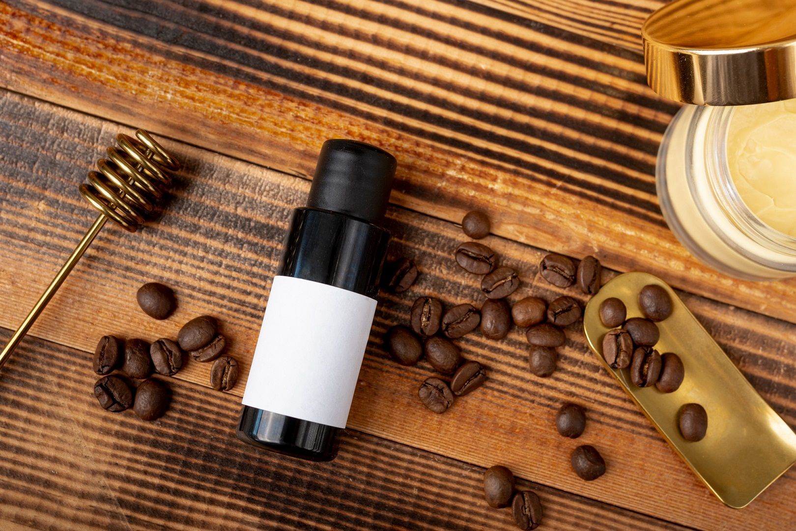 شامبو الكافيين للشعر: الفوائد المدهشة التي لم تعرفيها من قبلُ