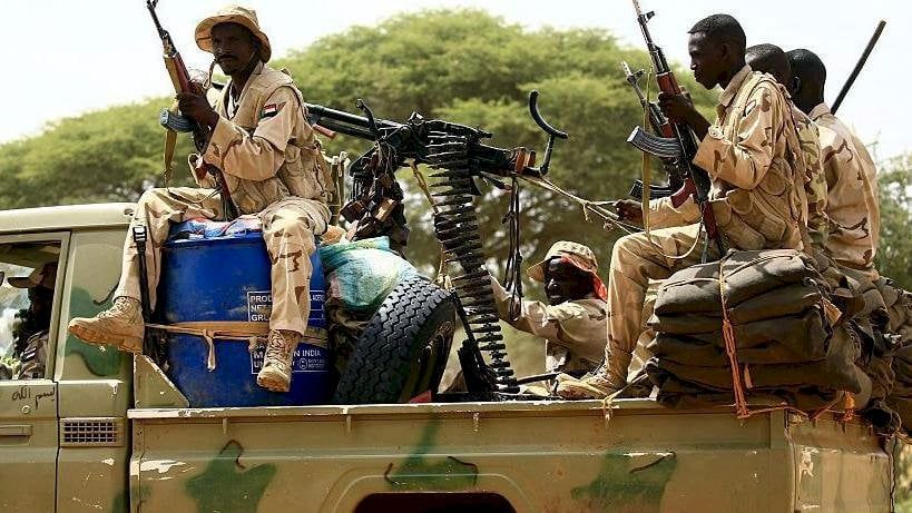 الغارديان: كيف وصلت معدات عسكرية بريطانية إلى قوات الدعم السريع؟