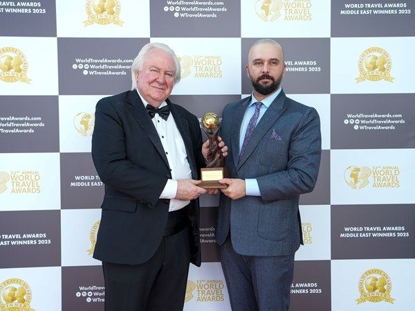 «الفجيرة للمغامرات» يحصد جائزة أفضل وجهة سياحية رائدة في الشرق الأوسط 2025
