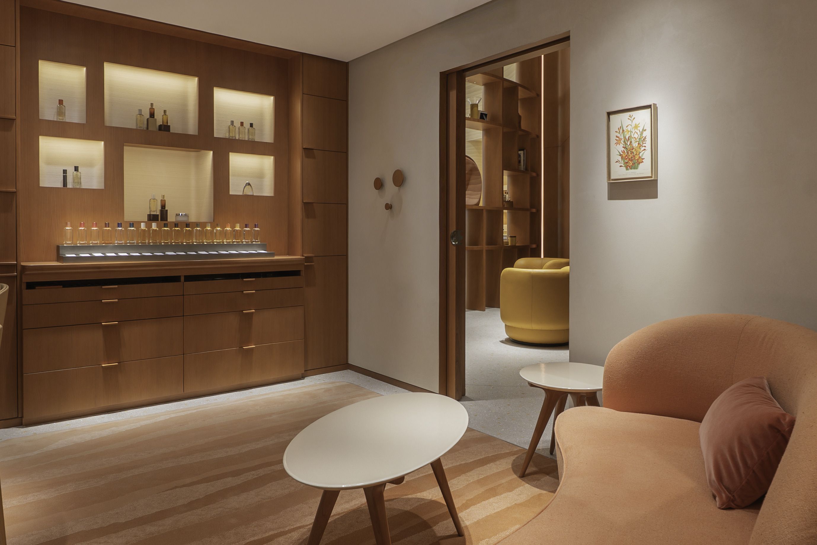 هيرميس تفتتح متجرها الجديد للعطور وأغراض الجمال في دبي مول