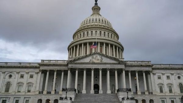 "الشيوخ الأميركي" يصوت لإلغاء رسوم ترامب على البرازيل