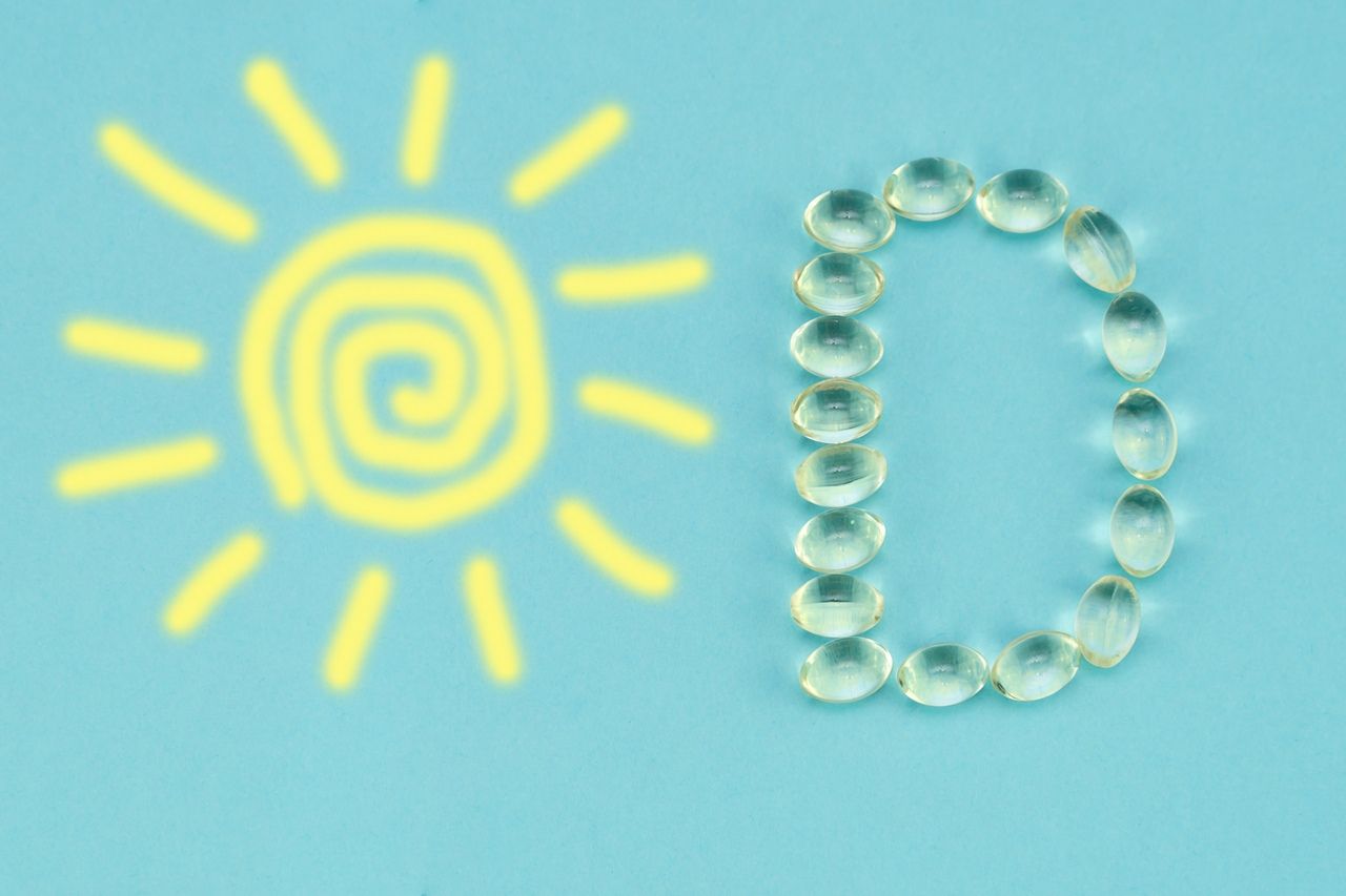 أعراض نقص فيتامين D عند الأطفال وكيفية علاجه  