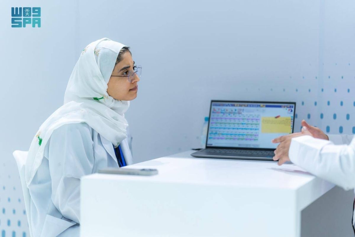 «العلاج بالصوت» يجذب الزوار في «عش بصحة»