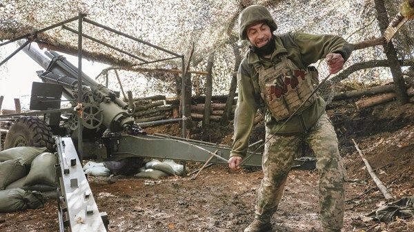 الرئيس الأوكراني: مستعدون لمحادثات سلام دون تنازل عن أراضٍ