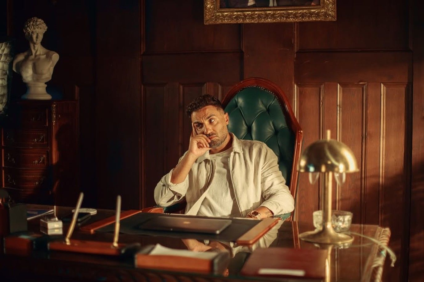 بالتزامن مع عرض آخر حلقتين.. ماذا قال أحمد فهمي عن ابن النادي؟