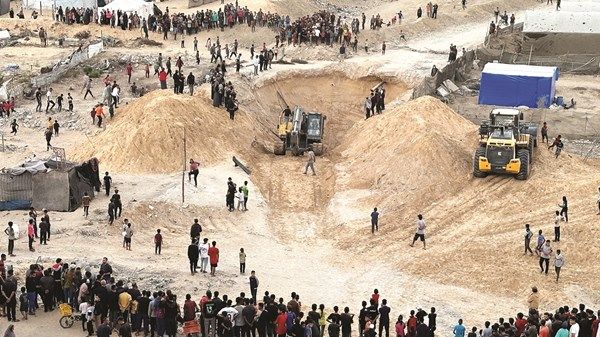 الفصائل الفلسطينية تؤكد التزامها بتسليم جثامين الرهائن