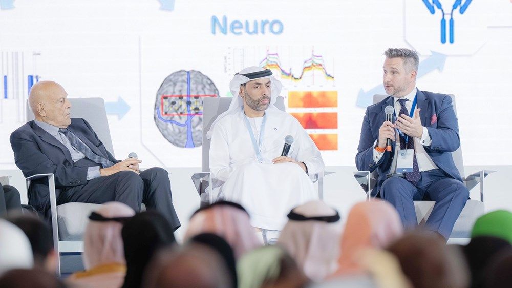 سلطان القاسمي يشهد انطلاق سلسلة منتدى «الشارقة محطة المستقبل: الرعاية الصحية»