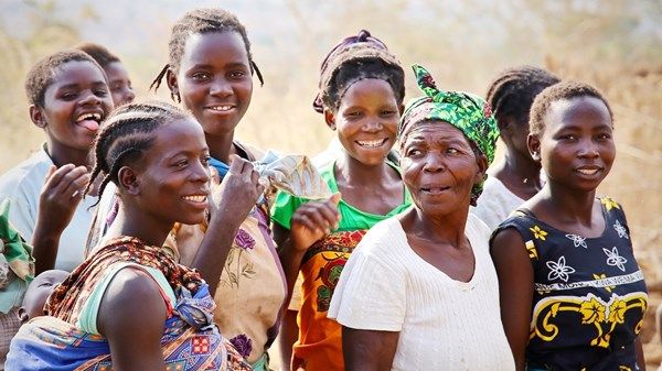 «نماء» تمد جسر التعاون لملاوي لتمكين المرأة عالمياً ودعم العمل الإنساني