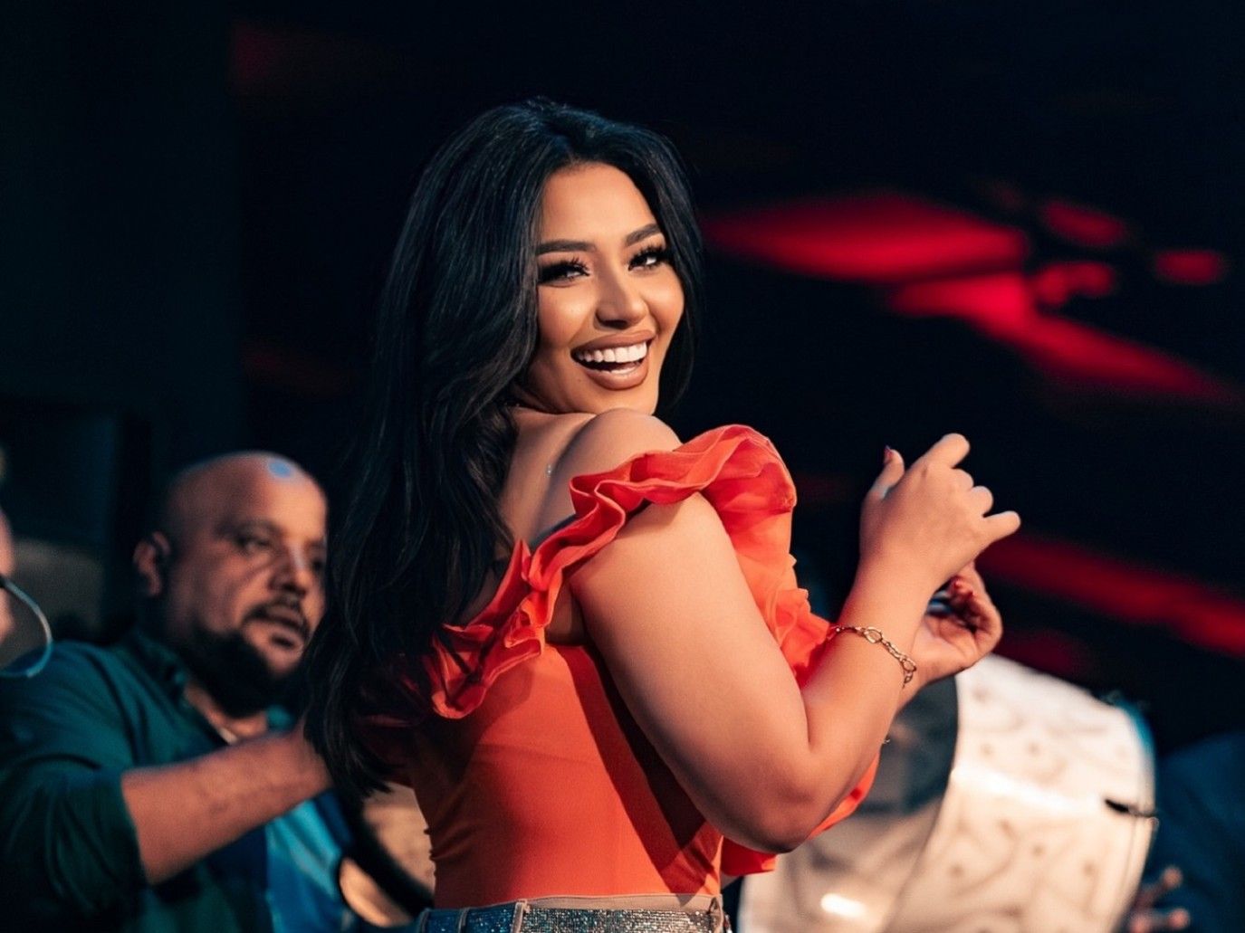 القصة الكاملة لأزمة المطربة رحمة محسن مع طليقها