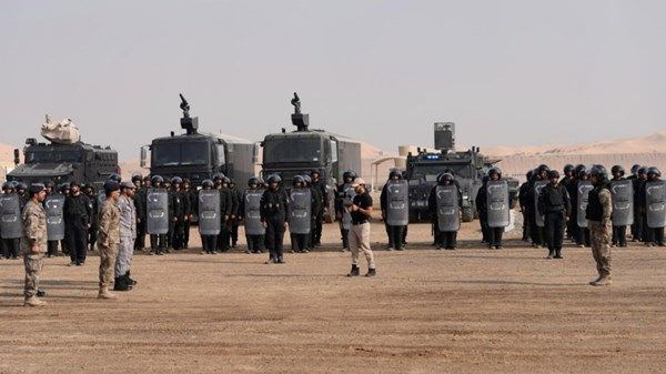 شرطة أبوظبي والحرس الوطني ينفذان تمريناً مشتركاً تعزيزاً للجاهزية الأمنية