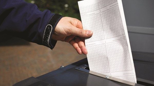 هولندا تشهد انتخابات برلمانية مبكرة