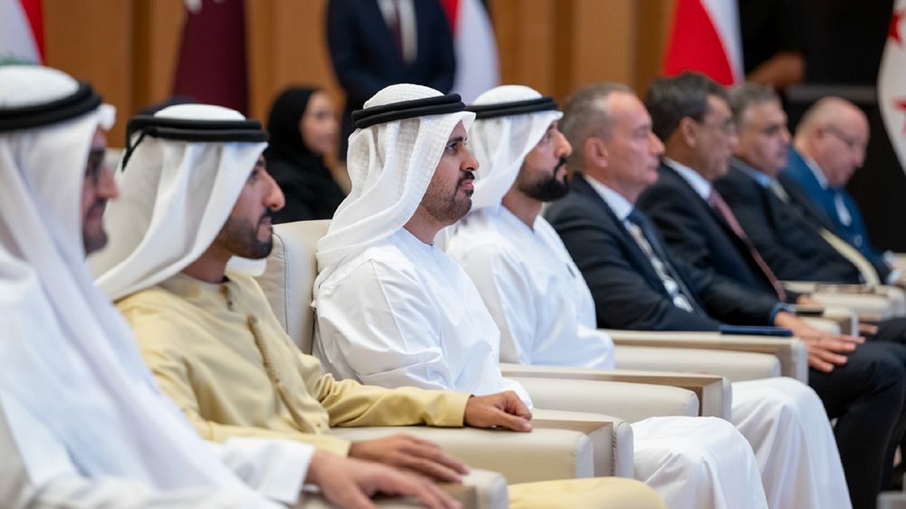 برعاية عبدالله بن زايد وبحضور ذياب بن محمد بن زايد وراشد بن حميد النعيمي.. مركز الشباب العربي يختتم النسخة الرابعة من برنامج القيادات الدبلوماسية العربية الشابة